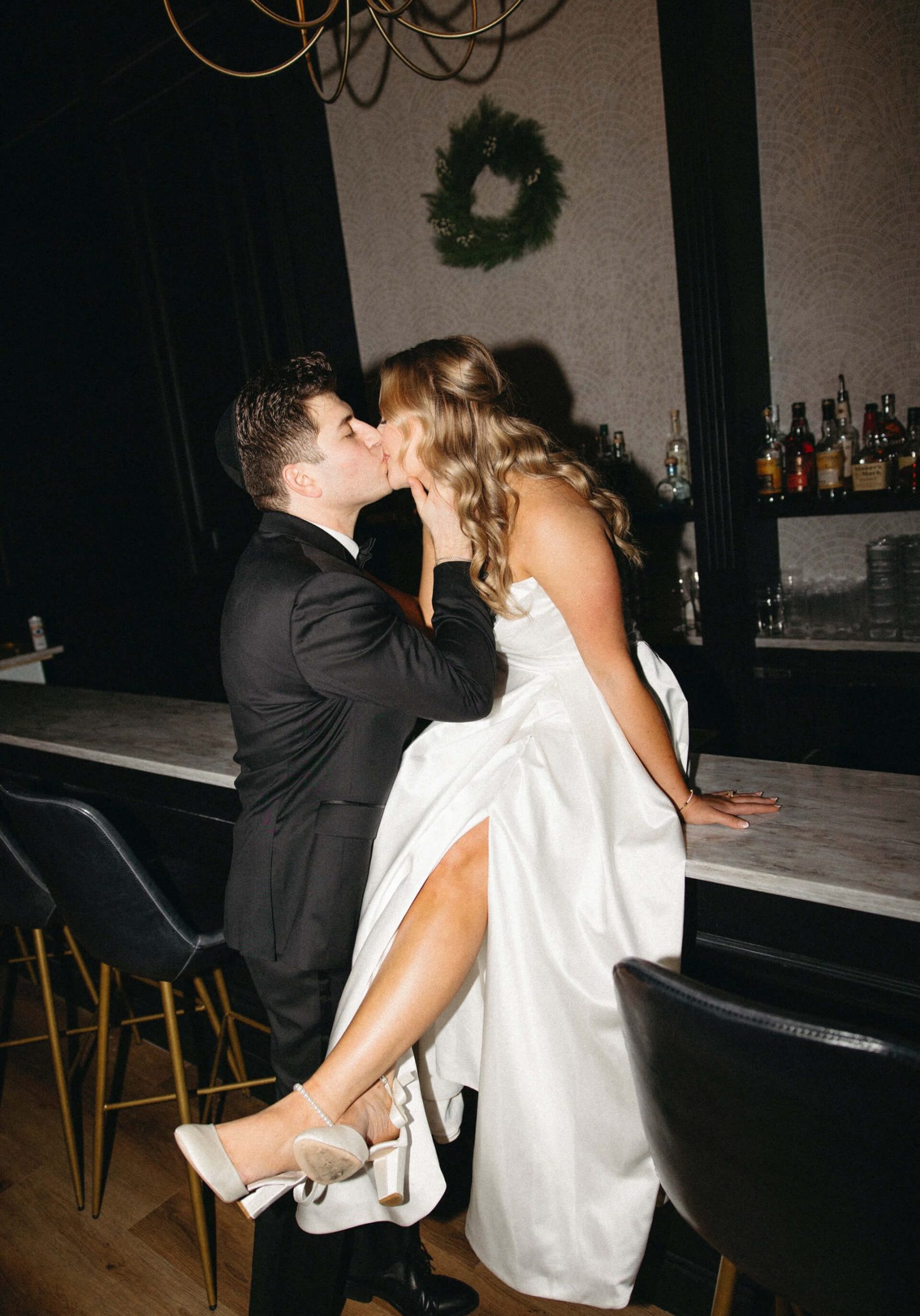 Bride with natural bronzed spray tan on wedding day — mobile bridal tanning by Sunny Daze Sunless, serving Leawood and Johnson County KS